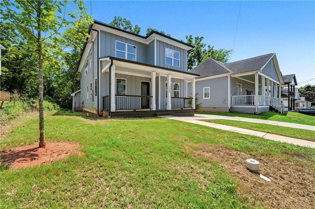 726 Windsor Street Sw - Photo 2