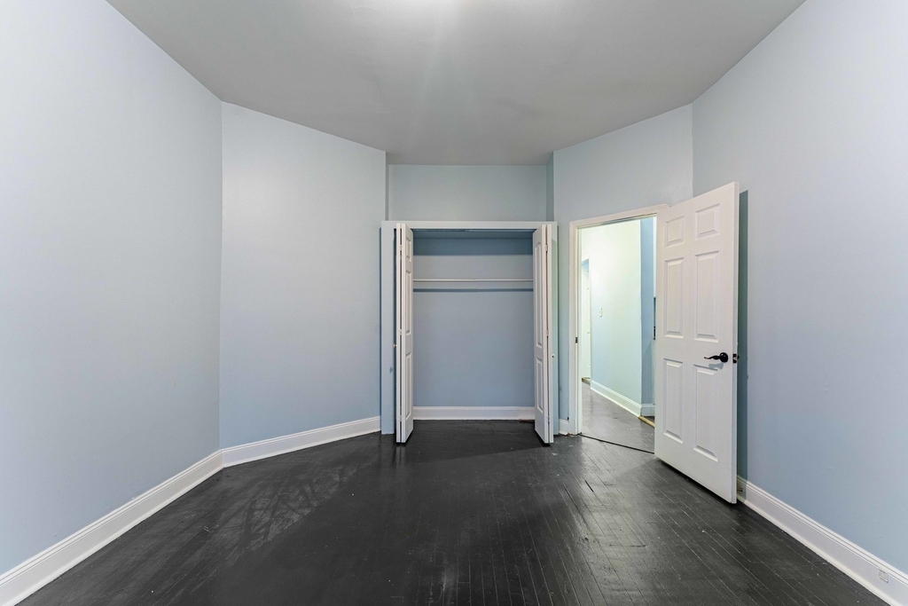 1529 S Homan Avenue - Photo 6