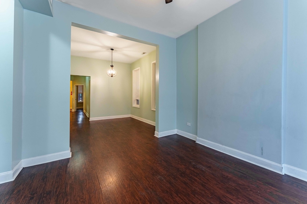 1529 S Homan Avenue - Photo 9