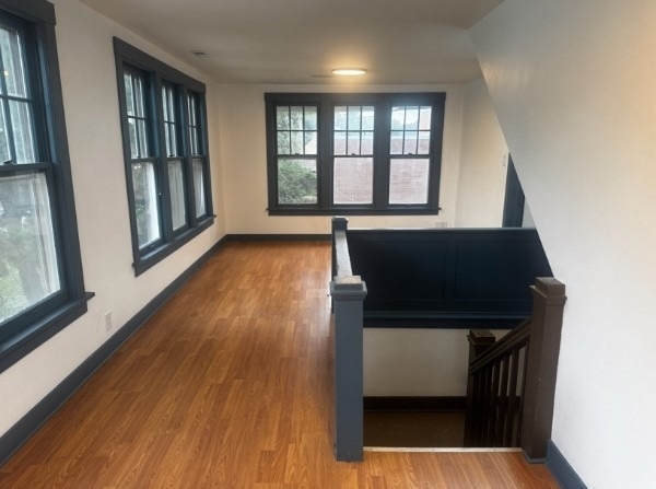 105 University Street - Photo 1