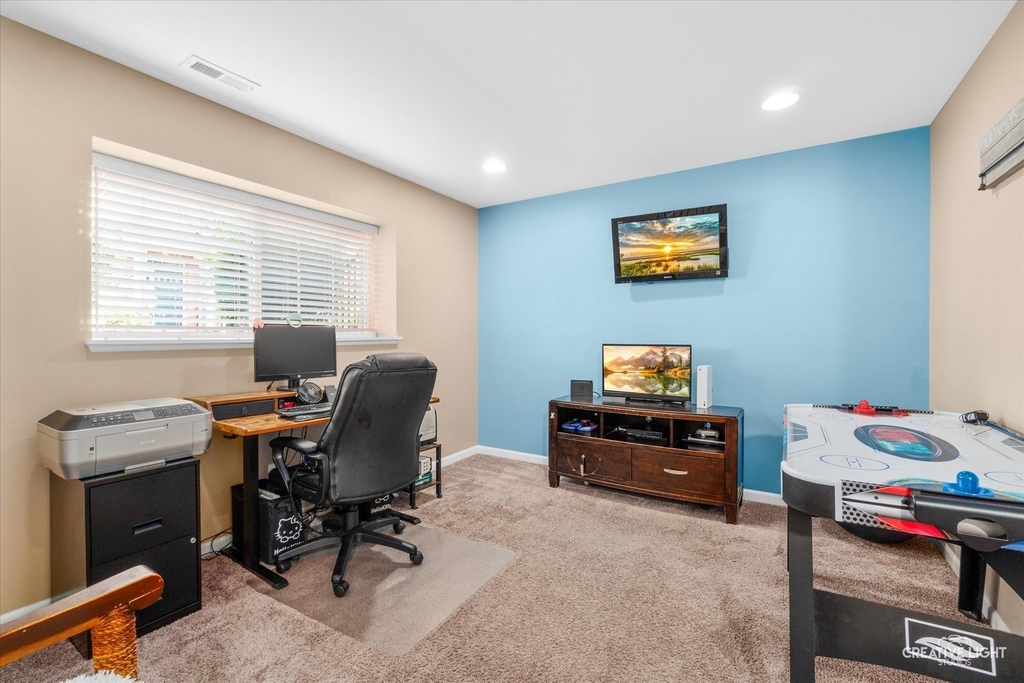 263 Lakeshore Drive - Photo 17