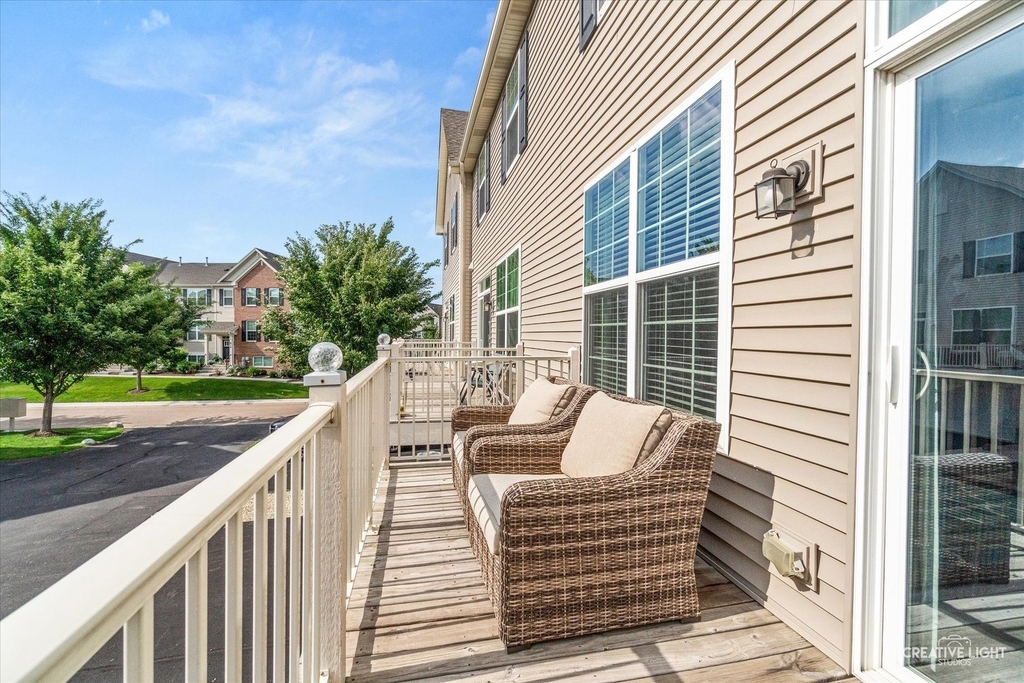 263 Lakeshore Drive - Photo 7