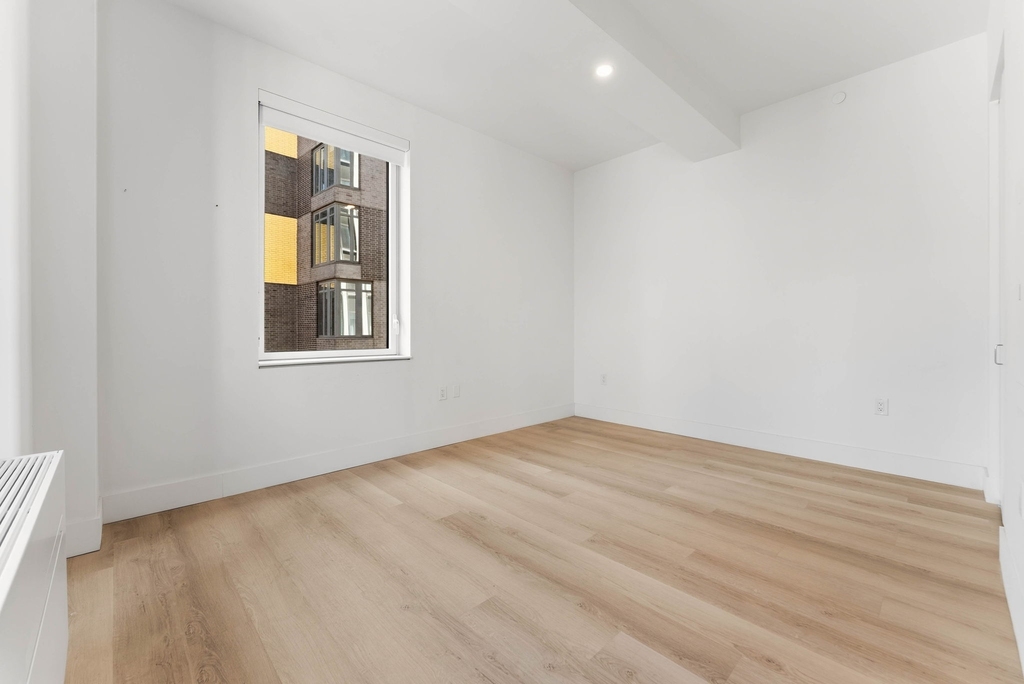 55 Broad Street - Photo 1