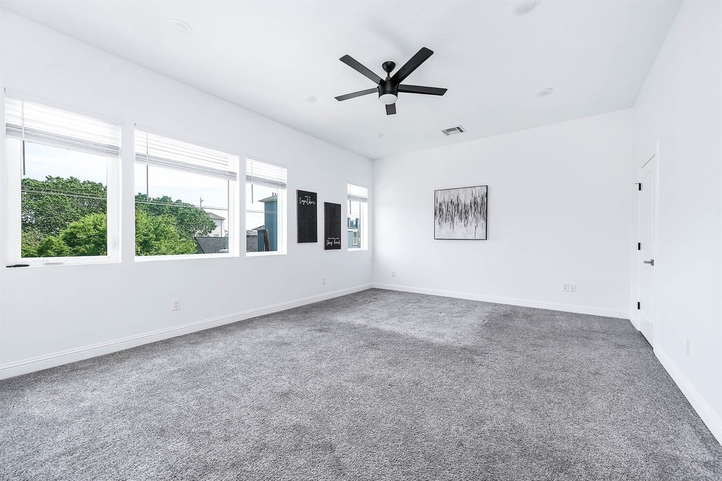 1721 Henderson Street - Photo 23