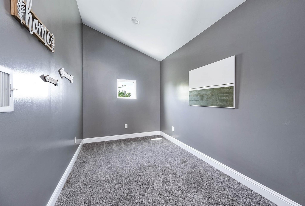 1721 Henderson Street - Photo 31