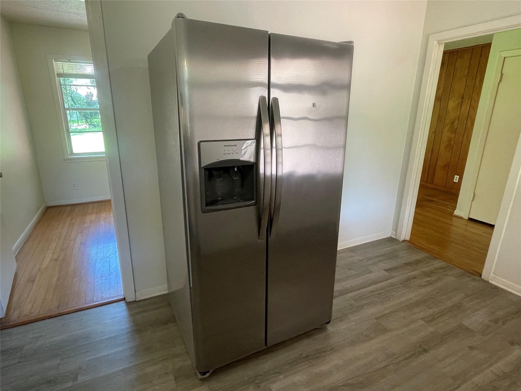 5042 Grape Street - Photo 4