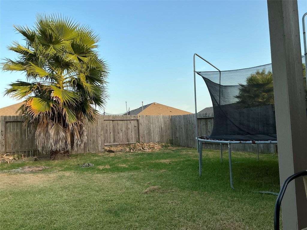 4030 Emperor Valley Lane - Photo 17