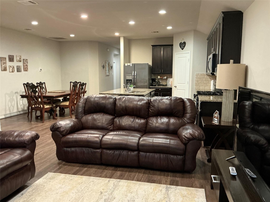 4030 Emperor Valley Lane - Photo 10