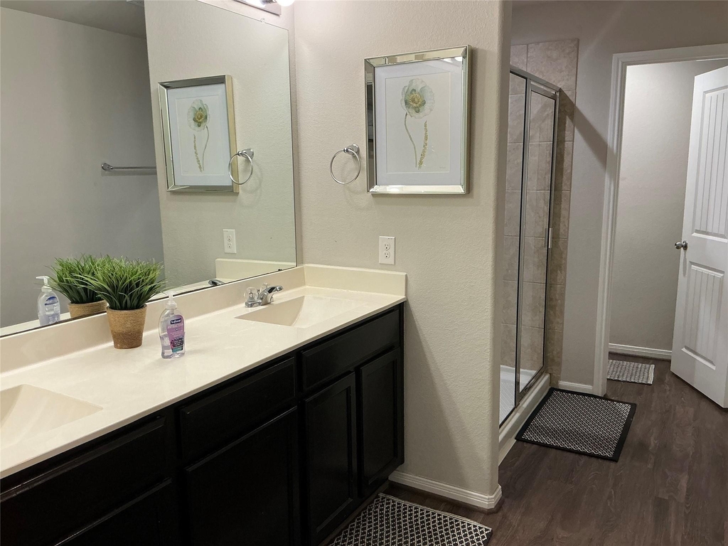 4030 Emperor Valley Lane - Photo 6