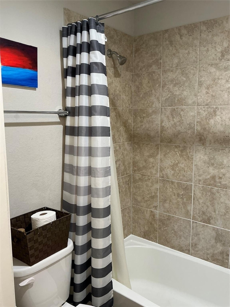4030 Emperor Valley Lane - Photo 2