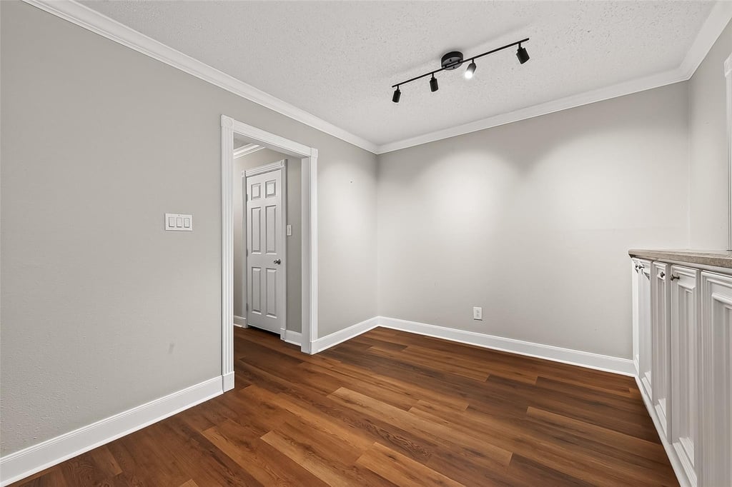 4727 Merwin Street - Photo 18