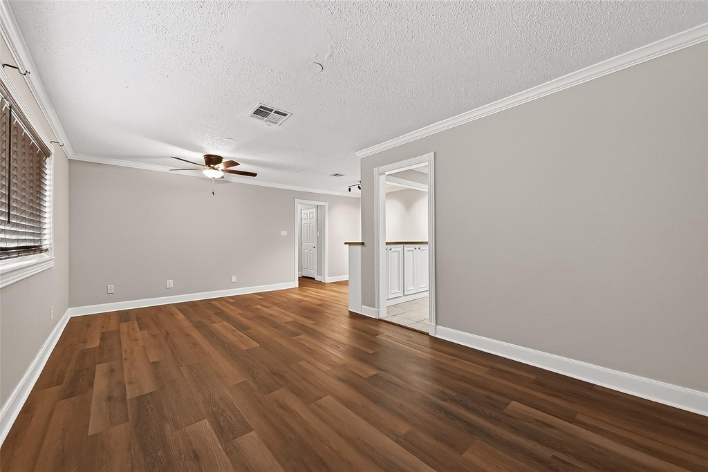 4727 Merwin Street - Photo 32