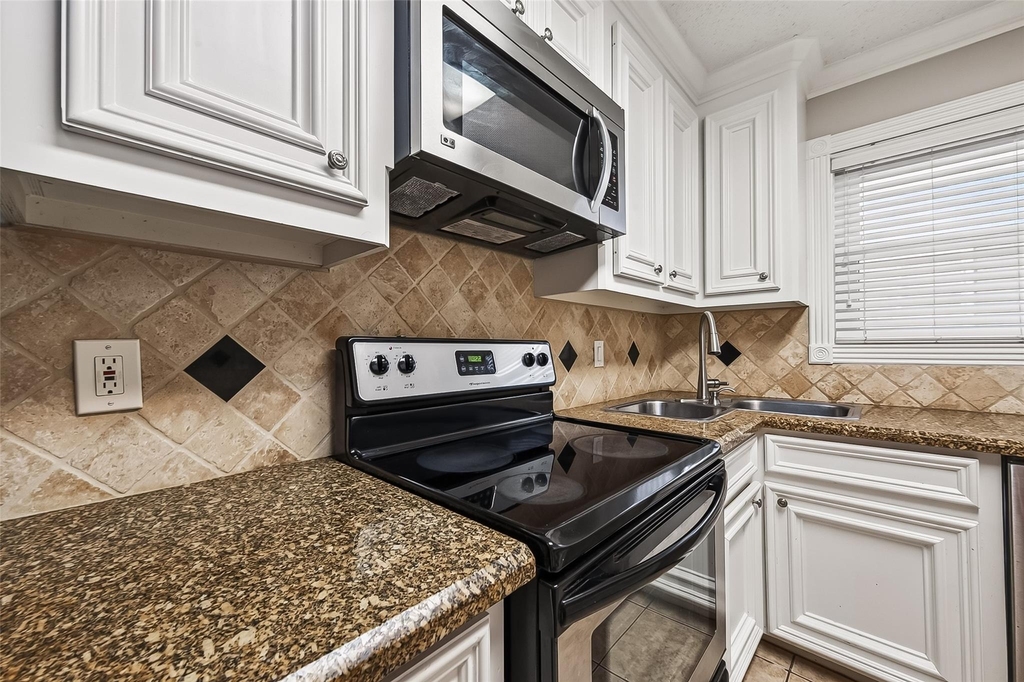 4727 Merwin Street - Photo 21