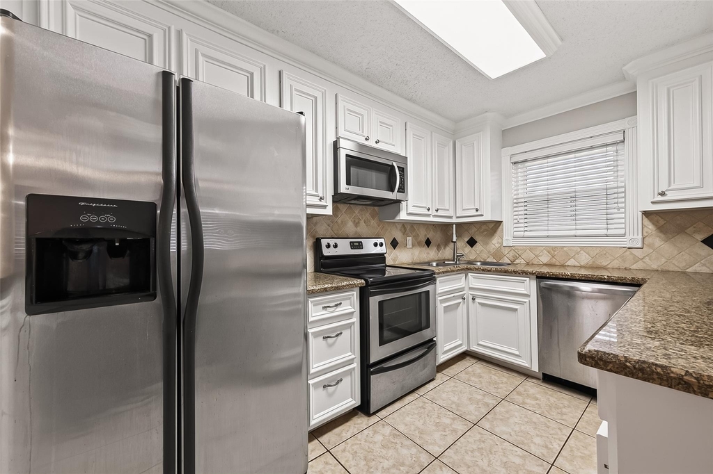 4727 Merwin Street - Photo 3