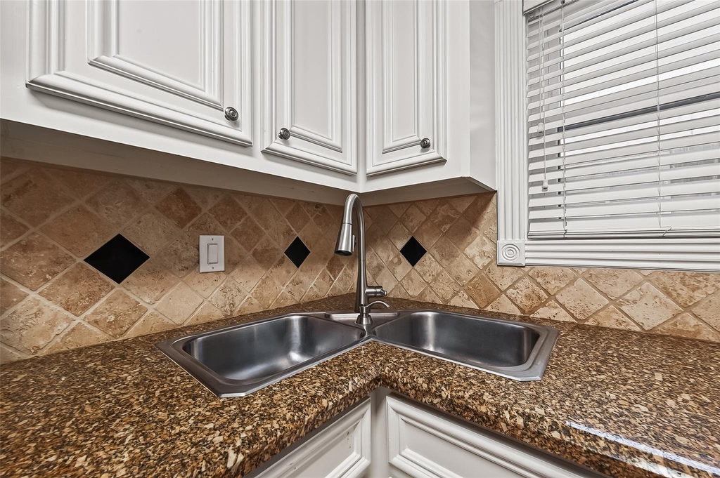 4727 Merwin Street - Photo 23
