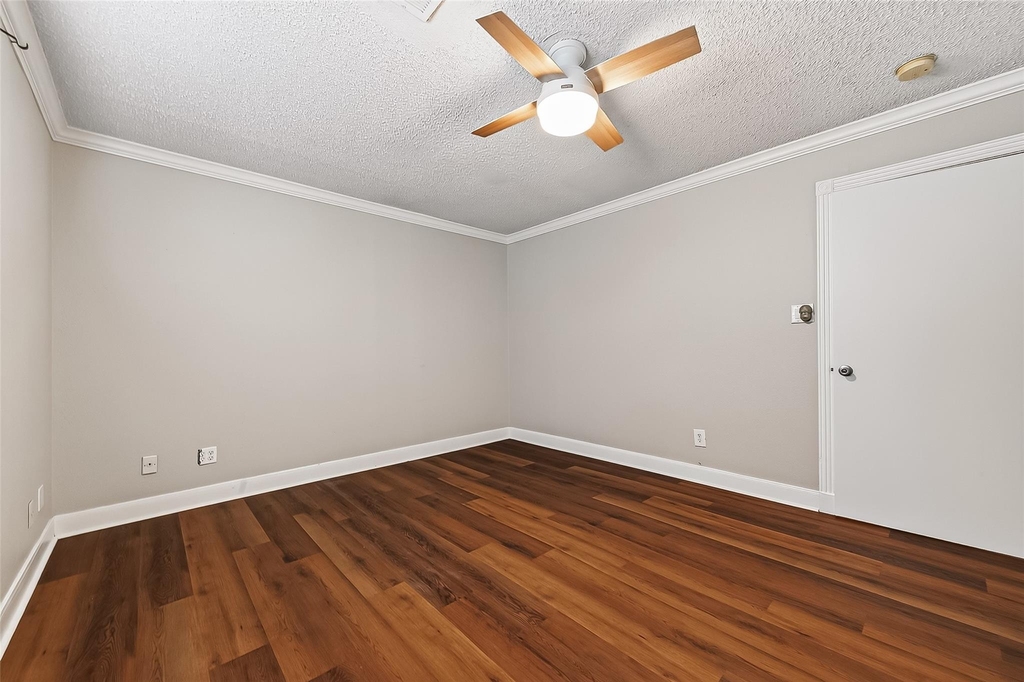 4727 Merwin Street - Photo 7