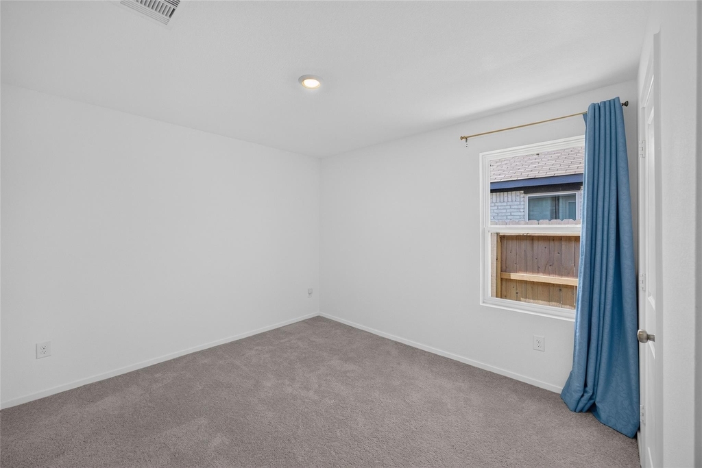 26722 Cascade Sunrise Street - Photo 5