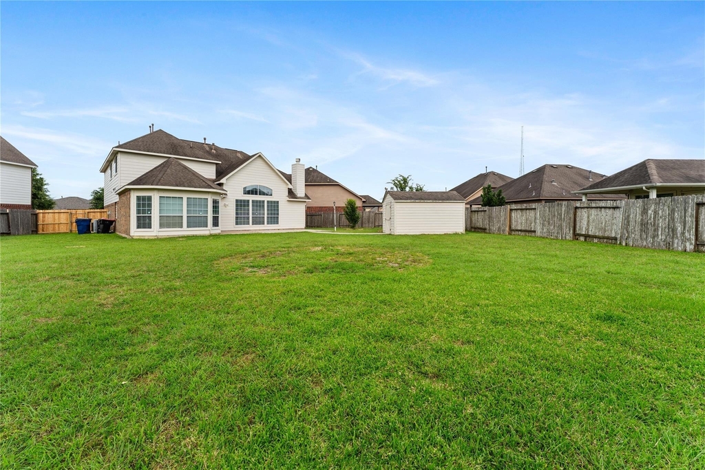 21915 Sunvolt Court - Photo 48
