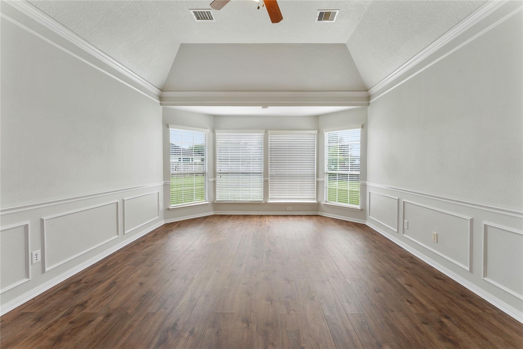 21915 Sunvolt Court - Photo 27