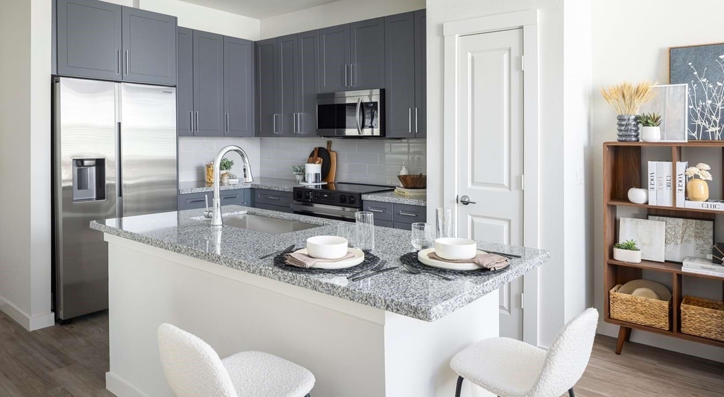 1505 Oliver Street - Photo 6