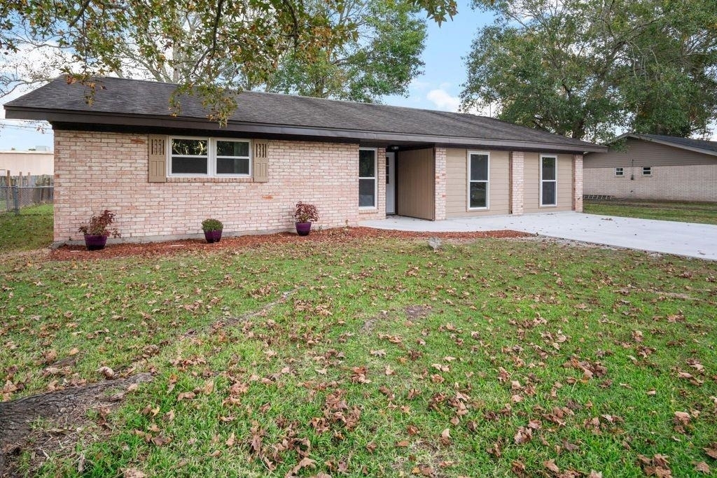 1347 E Palm Drive - Photo 1