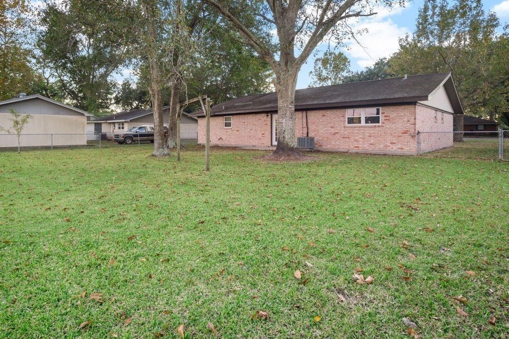 1347 E Palm Drive - Photo 24