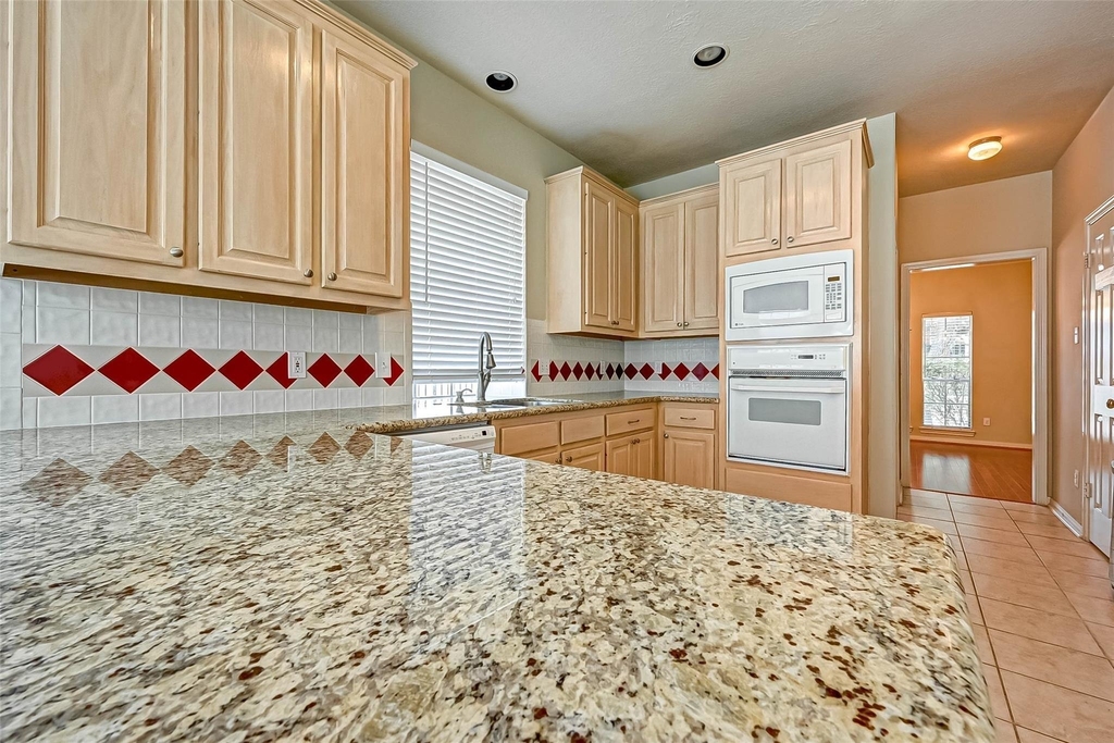 12419 Shadycrest Drive - Photo 19