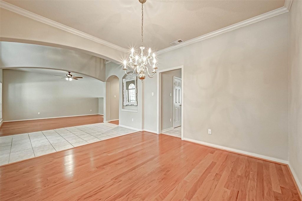 12419 Shadycrest Drive - Photo 5