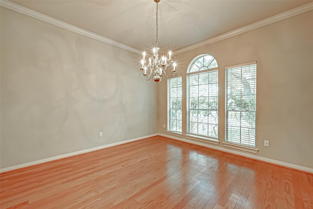 12419 Shadycrest Drive - Photo 3