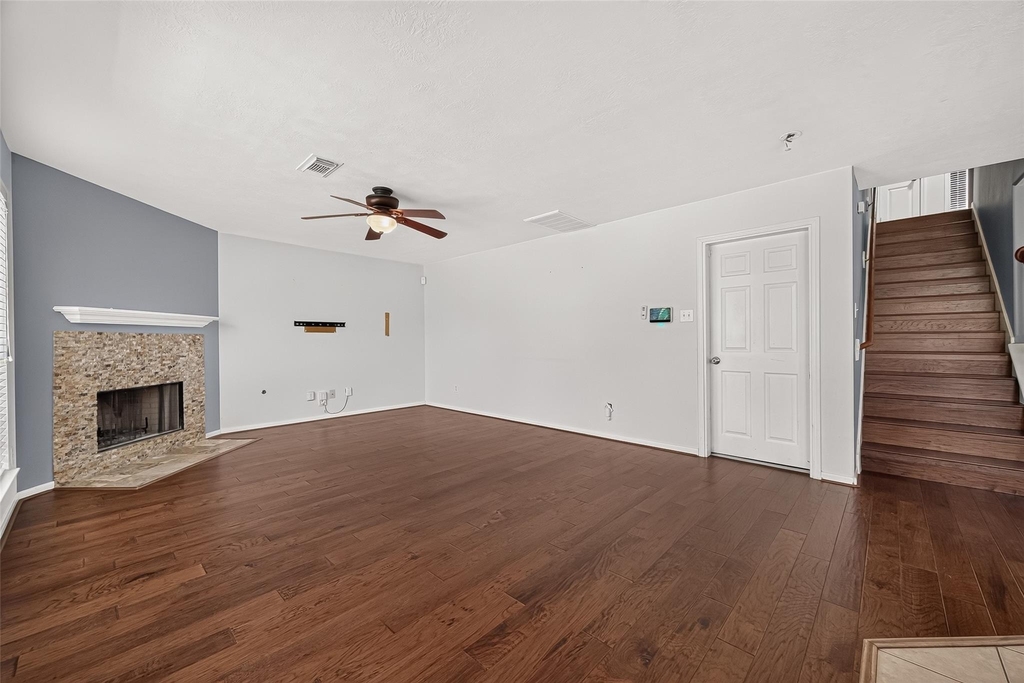 25346 Barmby Drive - Photo 19