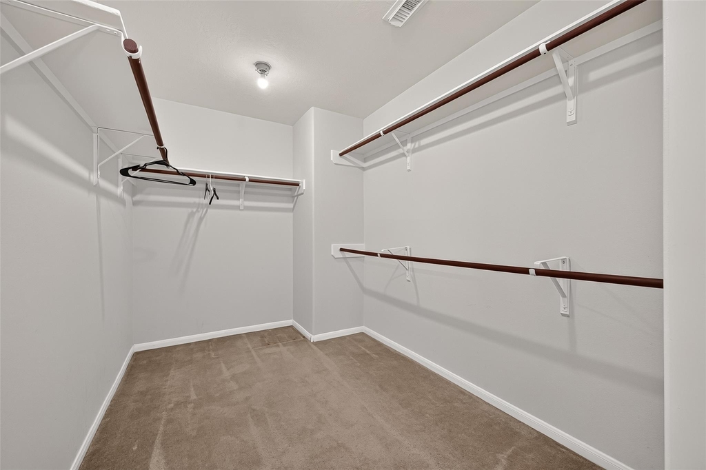 25346 Barmby Drive - Photo 34