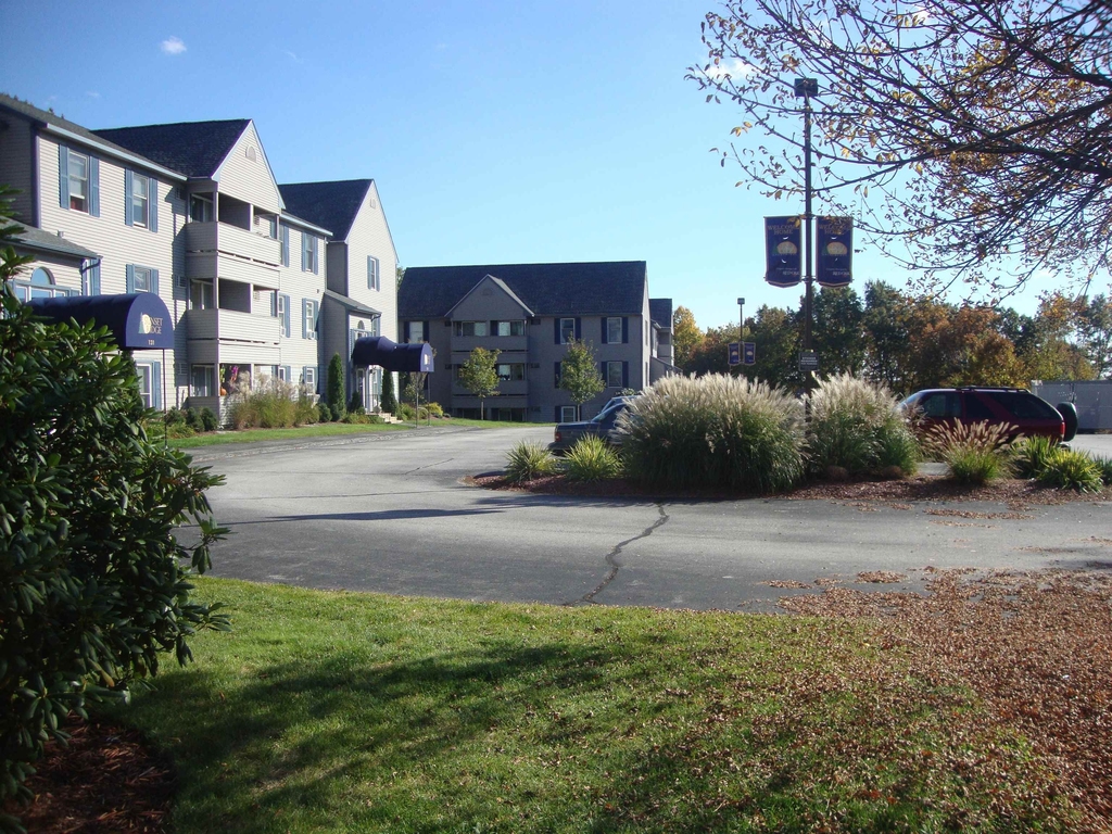 147 Eastern - Photo 48
