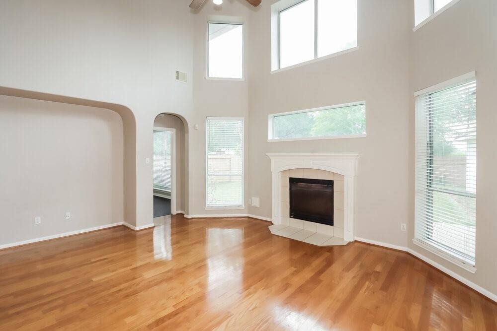 2534 Bridge Hampton Way - Photo 3