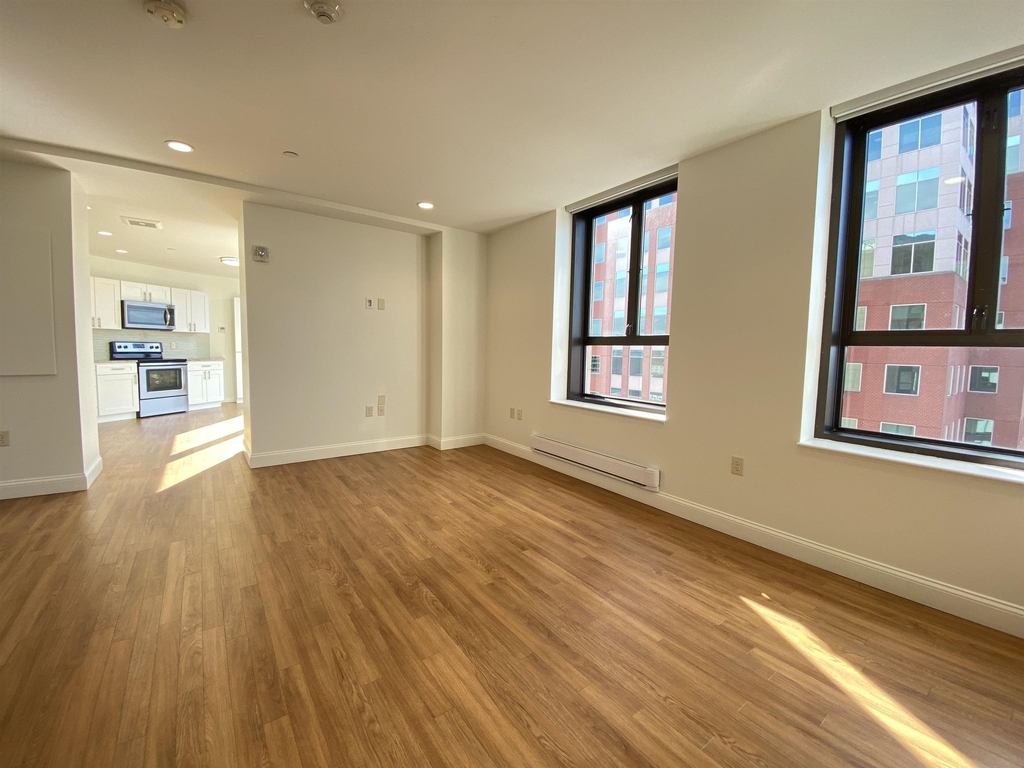 875 Elm - Photo 19