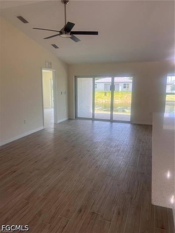 1210 Ne 14th Avenue - Photo 3