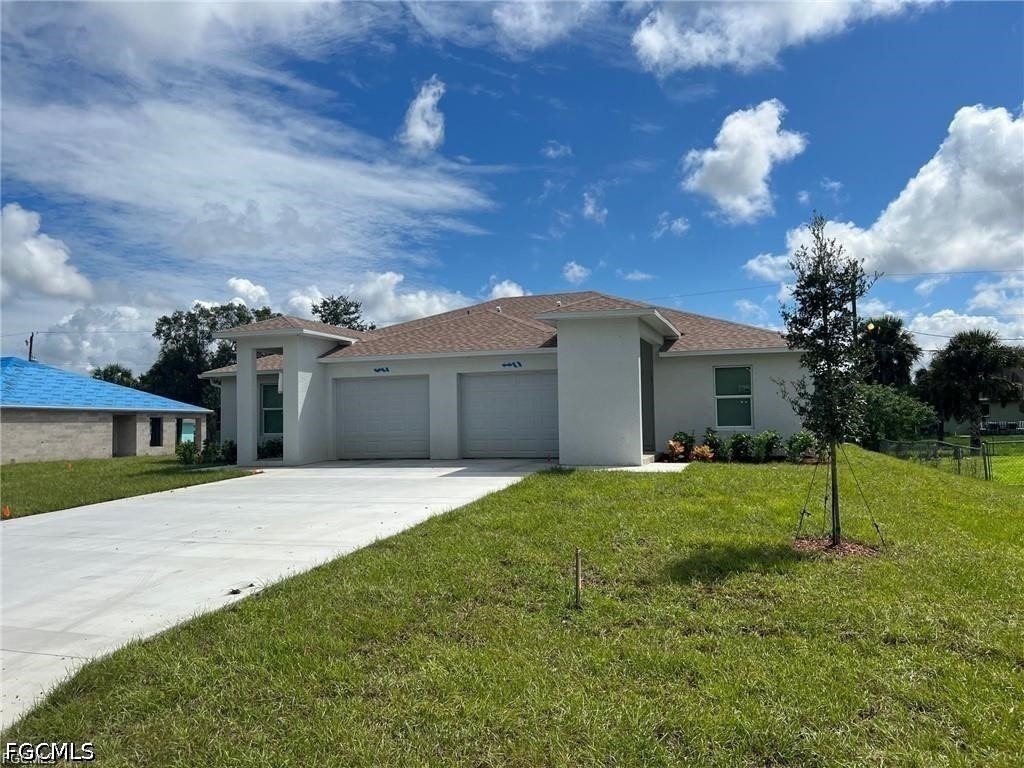 6064 Laurelwood Drive - Photo 0