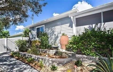 11652 Pawley Avenue - Photo 4