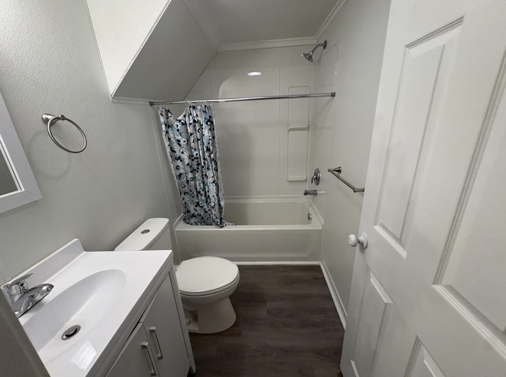 217 S Main - Photo 5