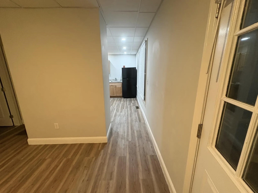 217 S Main - Photo 2
