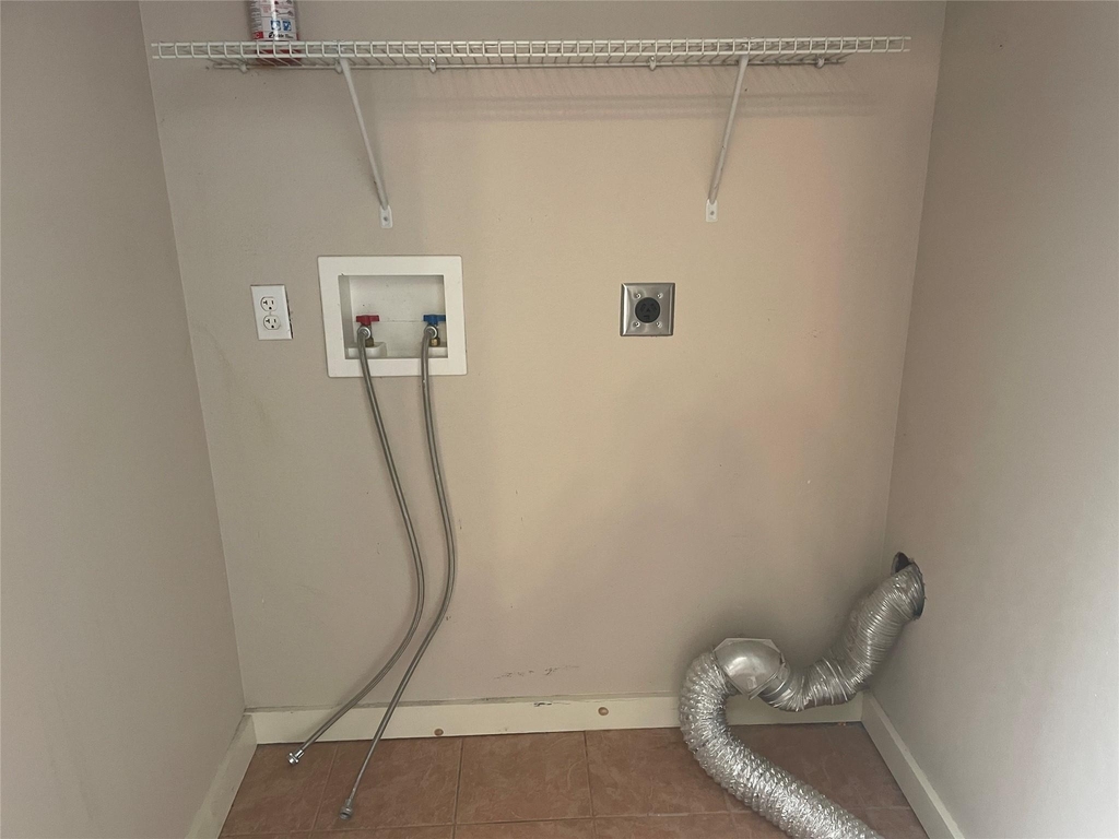 2116 Strand Street - Photo 3