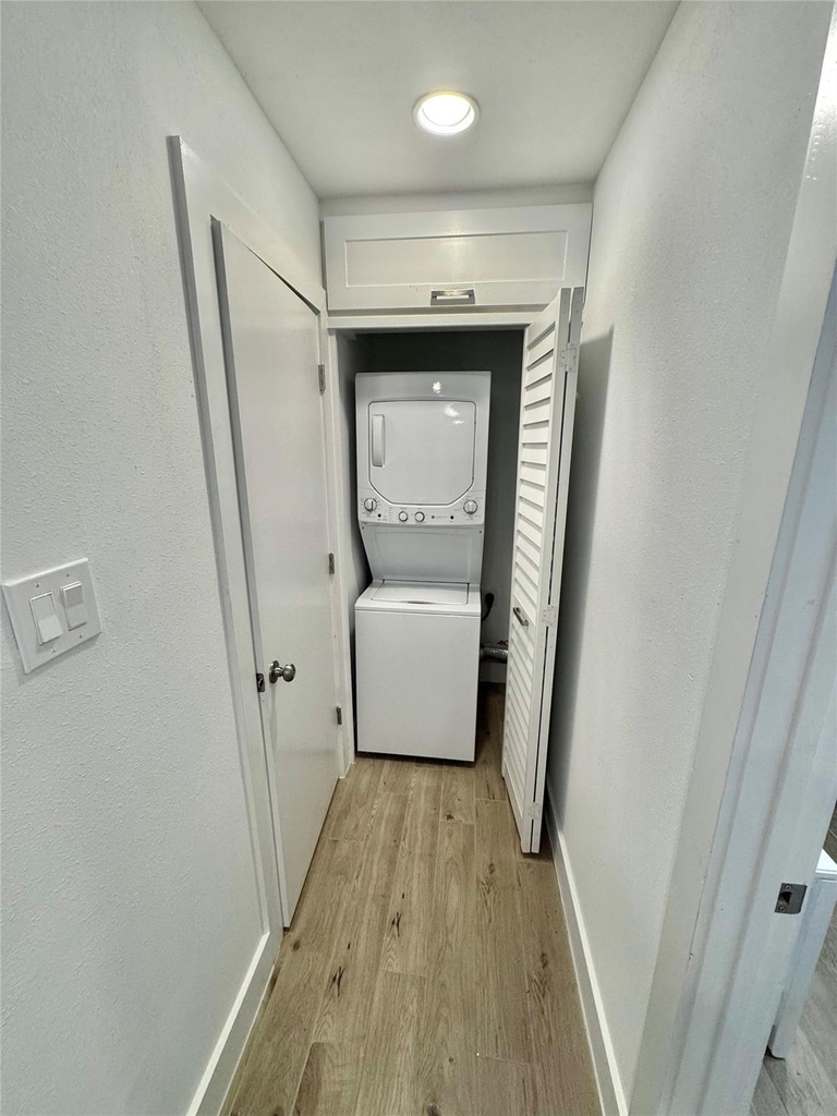 412 Pacific Street - Photo 5