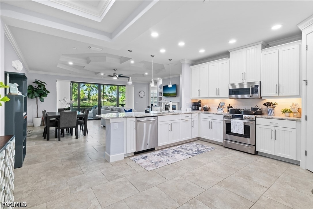 8760 Bellano Court - Photo 8