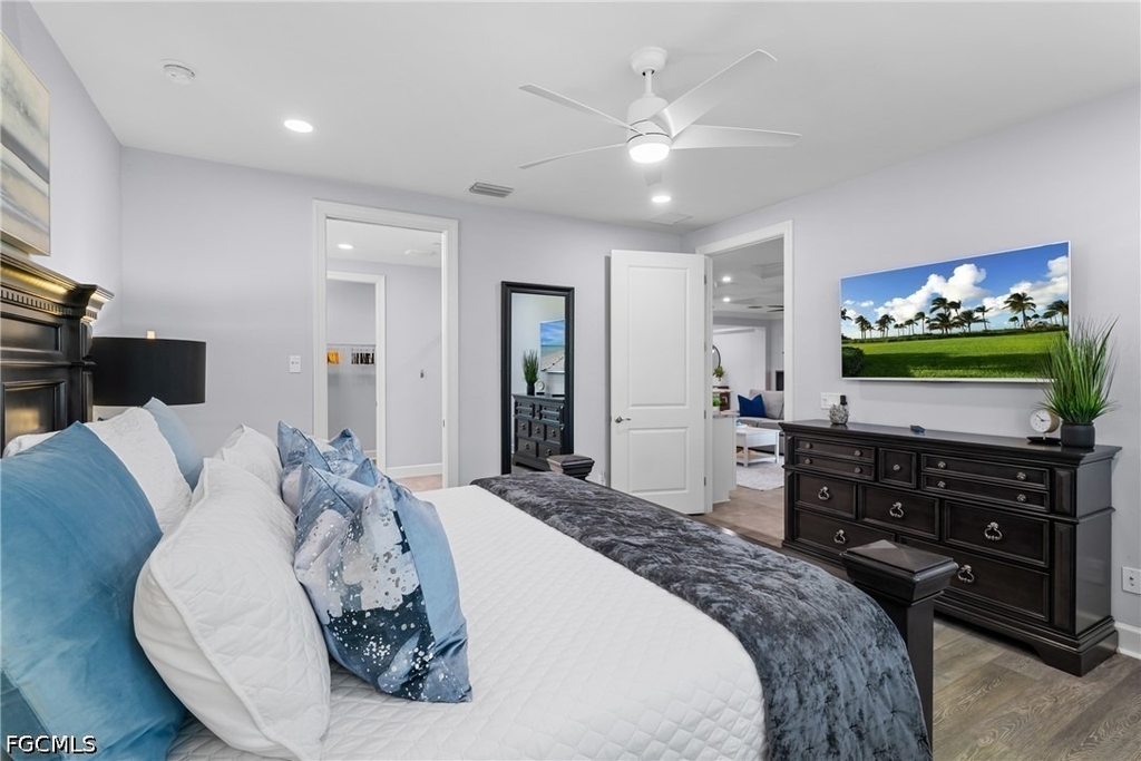 8760 Bellano Court - Photo 11