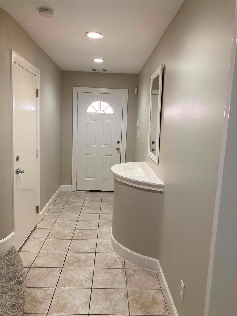 5941 South Loop E - Photo 11