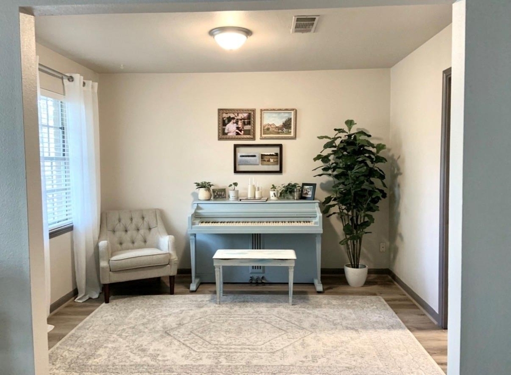 2534 Rosefield Drive - Photo 4