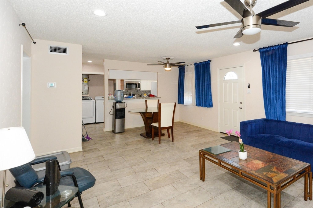 5632 A Birchmont Drive - Photo 5