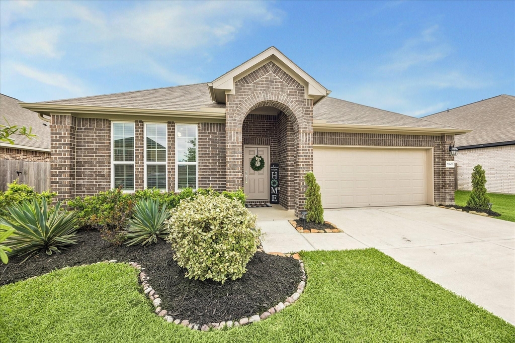 23601 Zinfandel Drive - Photo 0