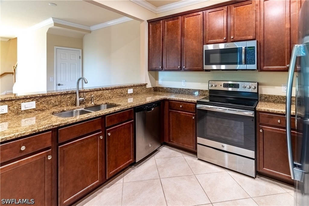 10274 Via Colomba Circle - Photo 9