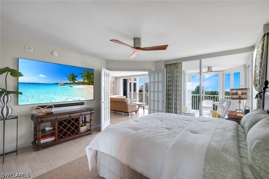 6361 Pelican Bay Boulevard - Photo 9