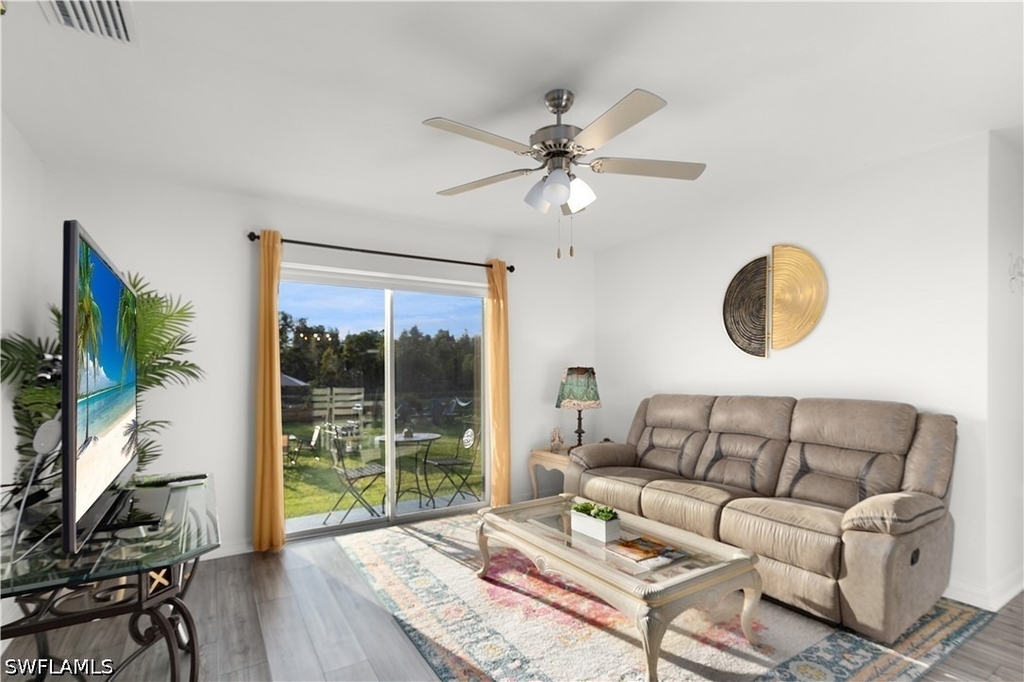 836 Youngreen Drive - Photo 9